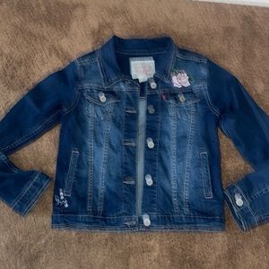 Levi’s large embroidery designs girls like new